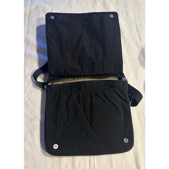 Baggallini Fine Line Slim Crossbody Shoulder Bag Black Nylon Travel designer - Picture 8 of 9